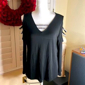 🖤💎Black Stretchy Long Sleeved Cold Shoulder Top W/Rows of Clear Crystals Sz XL